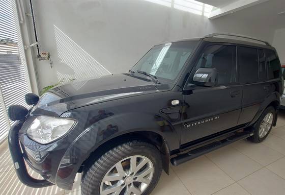 MITSUBISHI PAJERO TR4 2.0 4X4 16V 140CV FLEX 4P AUTOMÁTICO